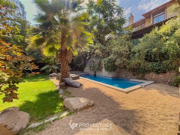 Casa en Venta en Sta Maria Manquehue, Vitacura