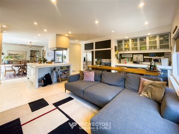 Casa en Venta en Sta Maria Manquehue, Vitacura