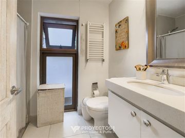 Casa en Venta en Sta Maria Manquehue, Vitacura