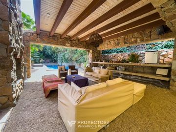 Casa en Venta en Sta Maria Manquehue, Vitacura