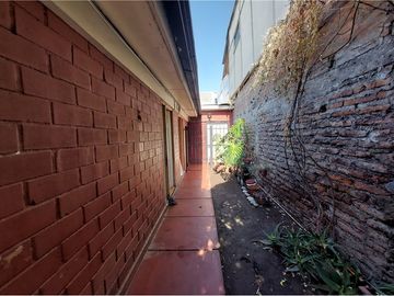 Casa con local comercial en Lago Calafquen PAC