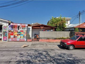 Casa con local comercial en Lago Calafquen PAC