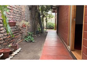 Casa con local comercial en Lago Calafquen PAC
