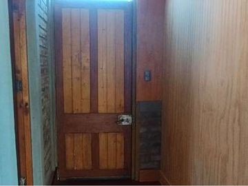OPORTUNIDAD! PARCELA EN QUEBRADA, CON CASA RÚSTICA