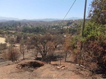OPORTUNIDAD! PARCELA EN QUEBRADA, CON CASA RÚSTICA