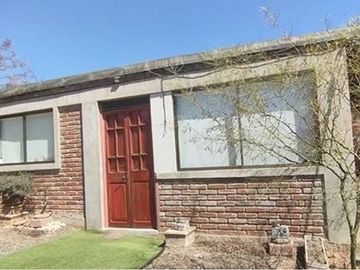 OPORTUNIDAD! PARCELA EN QUEBRADA, CON CASA RÚSTICA