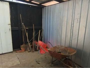 OPORTUNIDAD! PARCELA EN QUEBRADA, CON CASA RÚSTICA