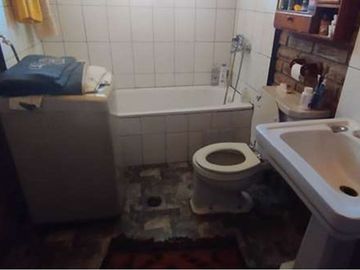 OPORTUNIDAD! PARCELA EN QUEBRADA, CON CASA RÚSTICA