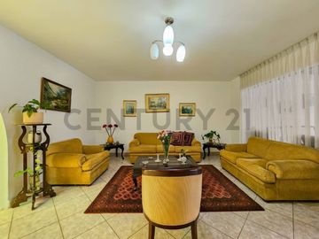 Casa en venta en Sol de La Molina con todo lo que soñaste