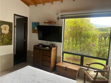 Venta de Casa En El Retiro, Sector La Maria Zona Semi Urbana