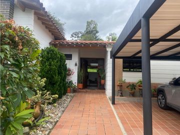Venta de Casa En El Retiro, Sector La Maria Zona Semi Urbana