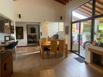 Venta de Casa En El Retiro, Sector La Maria Zona Semi Urbana