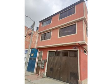 CASA ESQUINERA EN VENTA, SOACHA