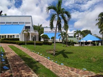 FINCA EN VENTA CONDOMINIO EL PARAISO MELGAR