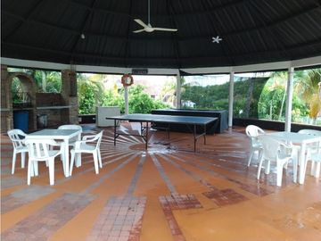 FINCA EN VENTA CONDOMINIO EL PARAISO MELGAR