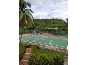 FINCA EN VENTA CONDOMINIO EL PARAISO MELGAR
