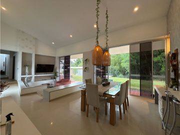 Casa campestre en venta via la tebaida