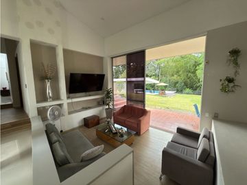 Casa campestre en venta via la tebaida