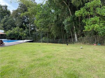 Casa campestre en venta via la tebaida
