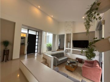 Casa campestre en venta via la tebaida