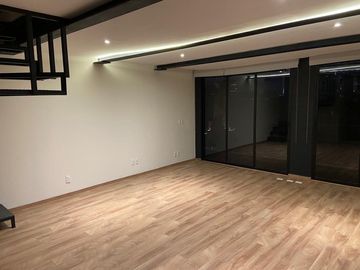 ¡Penthouse con terraza privada en la mejor ubicación!