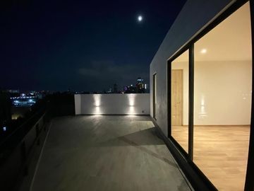 ¡Penthouse con terraza privada en la mejor ubicación!
