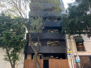 ¡Penthouse con terraza privada en la mejor ubicación!