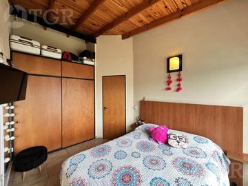 Departamento duplex en venta en Quilmes