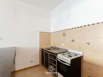 Vera y Scalabrini Ortíz - Monoambiente Grande con Patio - Villa Crespo