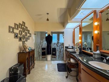 Casa en Renta con Doble Seguridad
