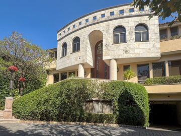 Casa en Renta con Doble Seguridad