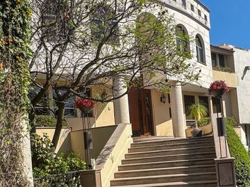 Casa en Renta con Doble Seguridad