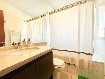 CASA EN CONDOMINIO CERRADO / SAN CARLOS DE APOQUINDO