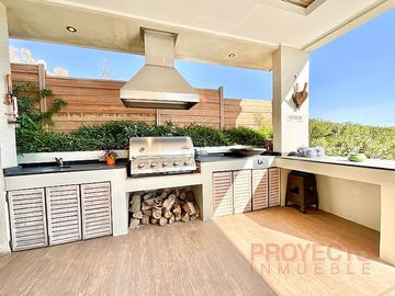 CASA EN CONDOMINIO CERRADO / SAN CARLOS DE APOQUINDO
