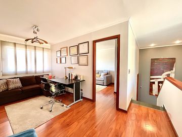 CASA EN CONDOMINIO CERRADO / SAN CARLOS DE APOQUINDO