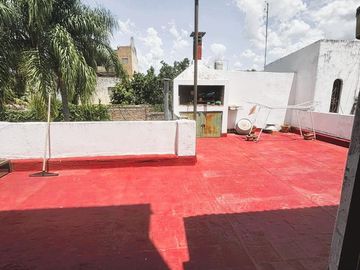 Venta - Casa en Planta Alta en Barrio Echesortu