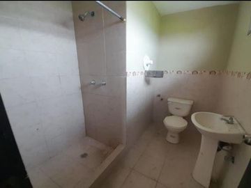 VIVIENDA UNIFAMILIAR EN URB. LOMA GRANDE, SECTOR STA. CICILIA, LOS RÍOS-VENTANAS