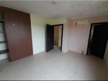 VIVIENDA UNIFAMILIAR EN URB. LOMA GRANDE, SECTOR STA. CICILIA, LOS RÍOS-VENTANAS