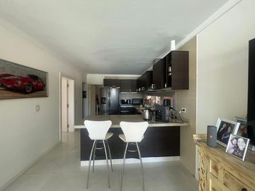 Venta Espectacular Casa a La Laguna en Los Alisos Nordelta Tigre