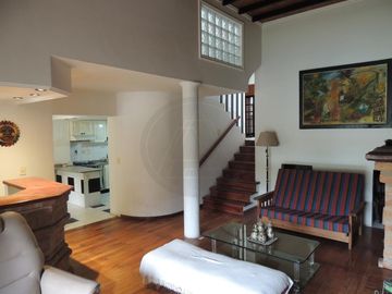 Casa 6 ambientes con parque y piscina en venta -  Saavedra