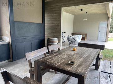 Venta casa 5 dormitorios La Berlina, Pilara