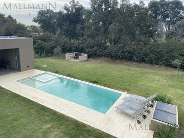 Venta casa 5 dormitorios La Berlina, Pilara