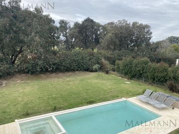 Venta casa 5 dormitorios La Berlina, Pilara