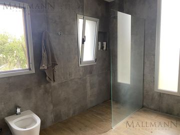 Venta casa 5 dormitorios La Berlina, Pilara