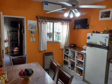 Casa - Belen De Escobar