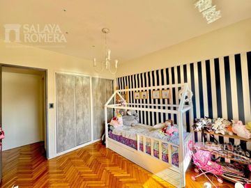 semipiso de 4 ambientes con dependencia, cochera y baulera en el corazón de la Recoleta!