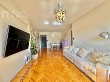 semipiso de 4 ambientes con dependencia, cochera y baulera en el corazón de la Recoleta!