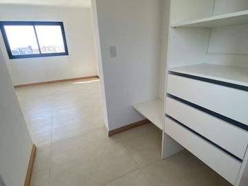 IMPECABLE CASA CON PILETA EN SAN MATIAS!