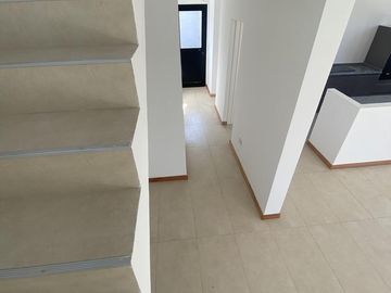 IMPECABLE CASA CON PILETA EN SAN MATIAS!