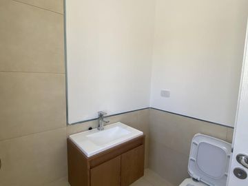 IMPECABLE CASA CON PILETA EN SAN MATIAS!